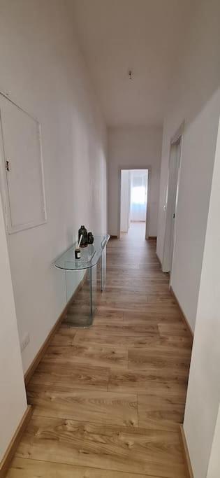 Faby & Fra Apartments Livorno Bagian luar foto