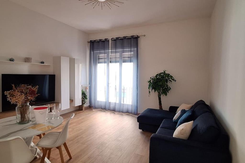 Faby & Fra Apartments Livorno Bagian luar foto
