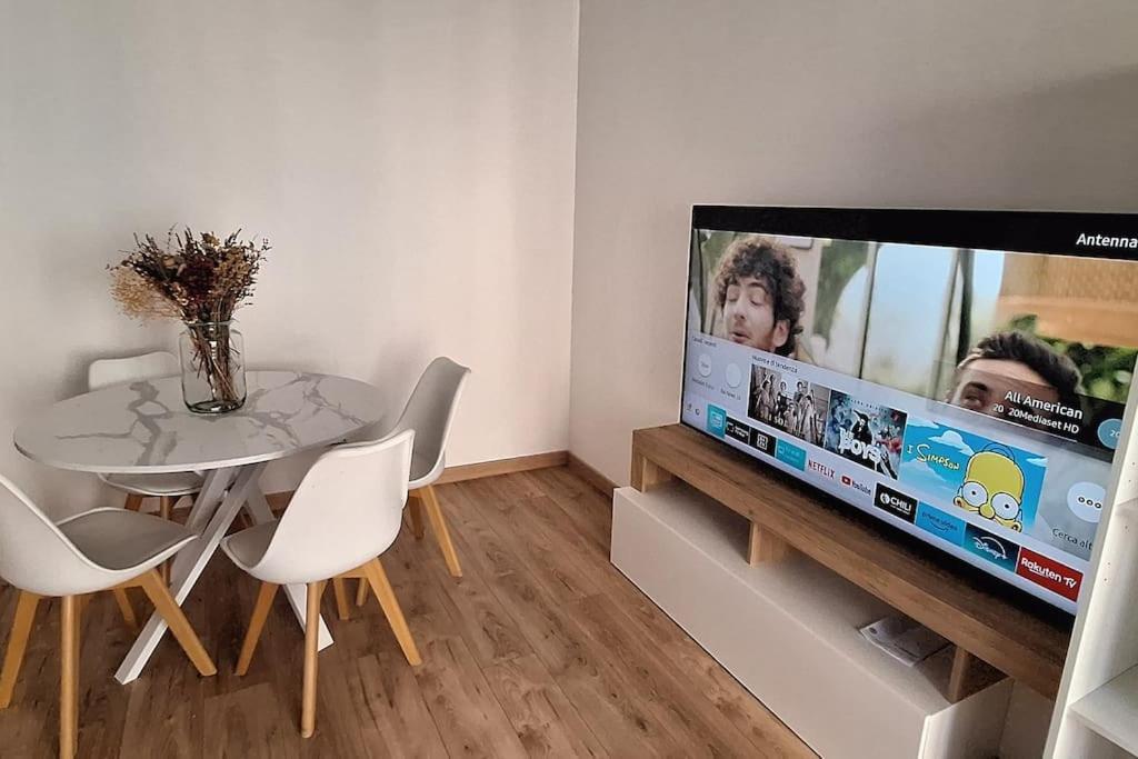 Faby & Fra Apartments Livorno Bagian luar foto