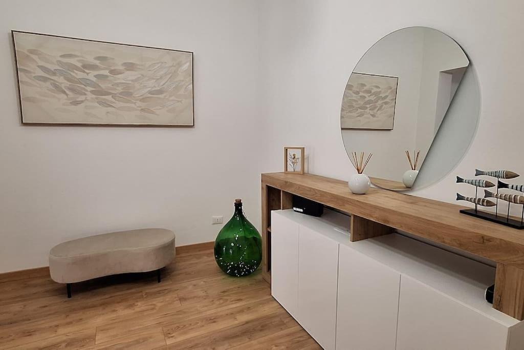Faby & Fra Apartments Livorno Bagian luar foto
