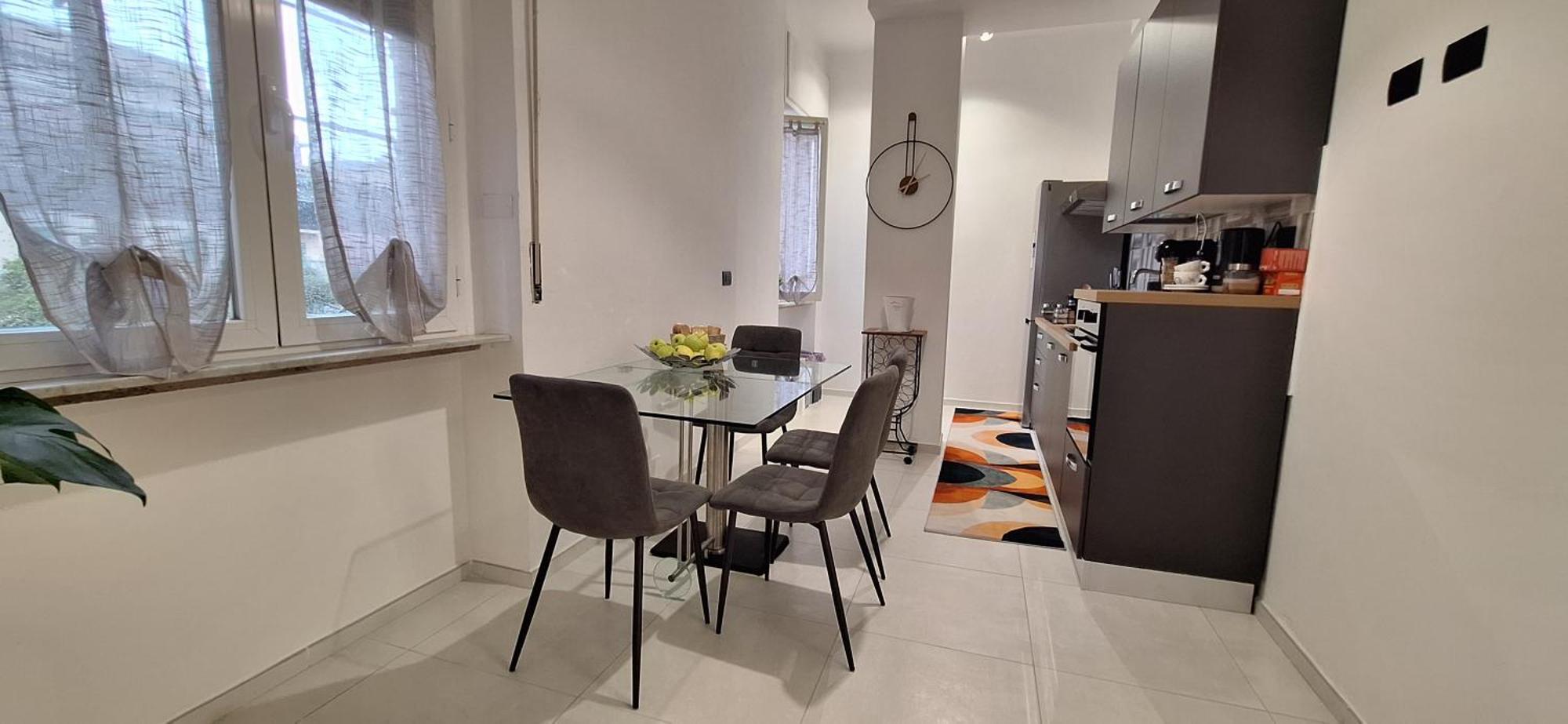 Faby & Fra Apartments Livorno Bagian luar foto